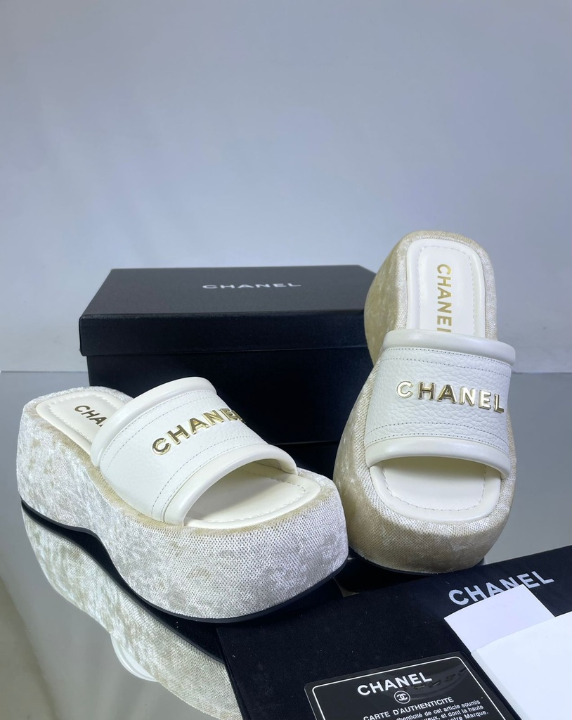 Sandalia Chanel Plataforma Blanco