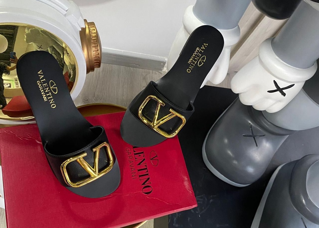 Sandalia Valentino GA357