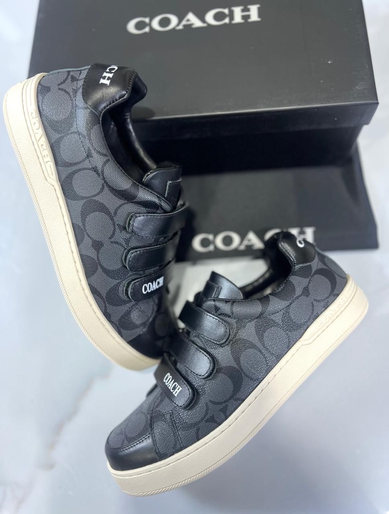 Coach Adhesivo negro 1.1