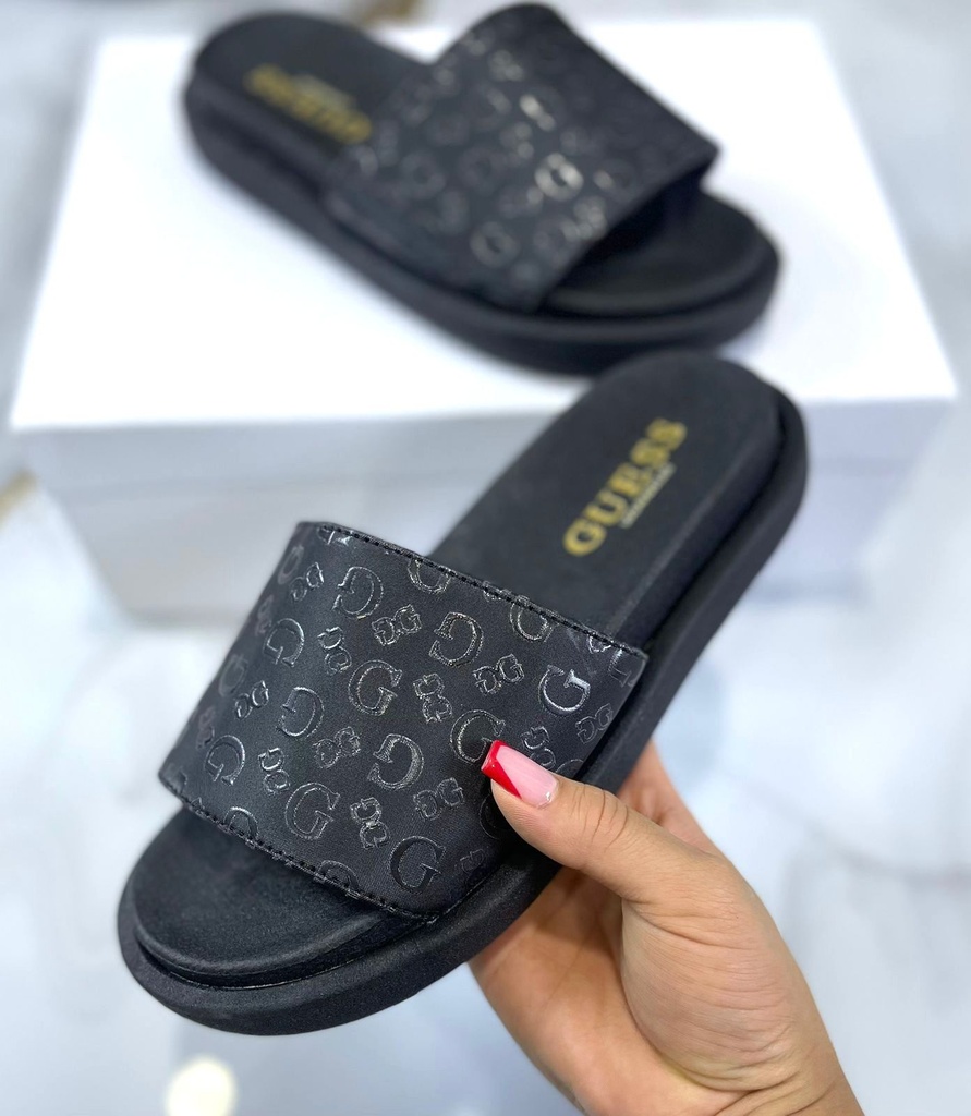 Guess Sandalia Negro