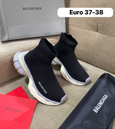 [Balenciaga media] Balenciaga media