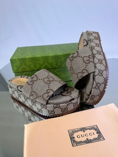 [Gucci Sandalia] Gucci Sandalia