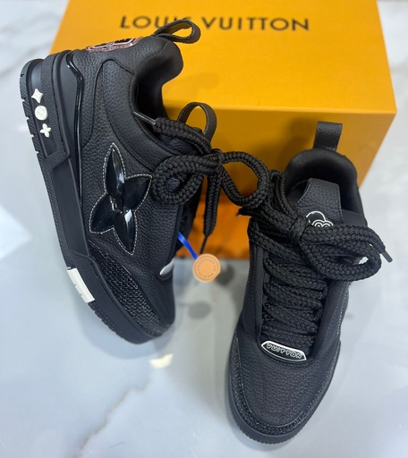 Louis Vuitton Skate Flor Negro 1.1